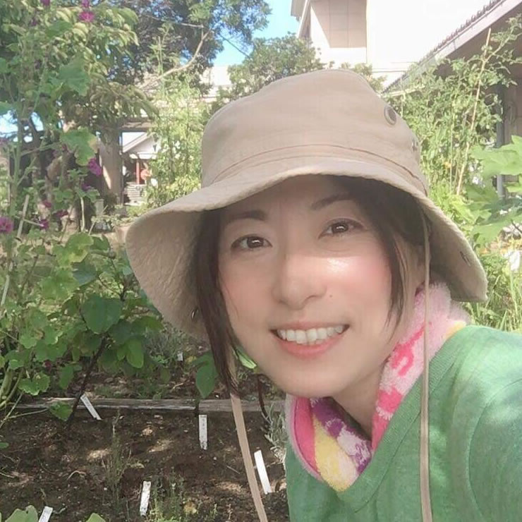 カモミールピロー春川なお講師｜ヴィーナース メディカルハーブラボ