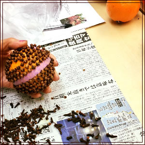 フルーツポマンダーには様々な気持ちが込められております｜ヴィーナースメディカルハーブラボ（東京お茶の水校）｜ヴィーナース