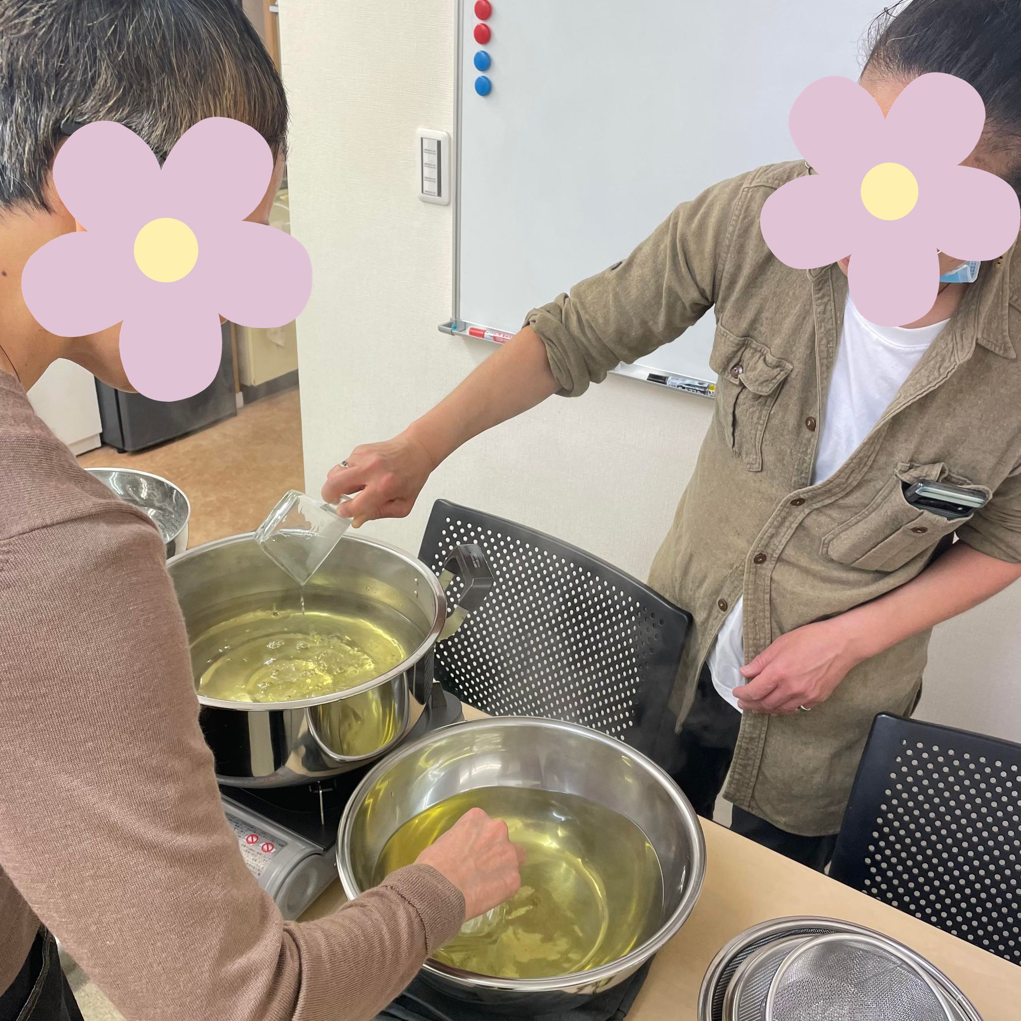 スパイス・ハーブを暮らしにいかす。ハーバルライフ講座。ハーブ染めストール